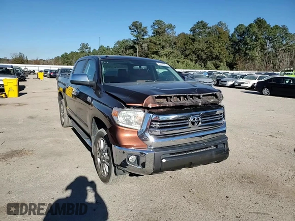 2017 Toyota Tundra Platinum z VIN 5TFAY5F17HX585415, wystawiony jako Copart lot #83656314 z przebiegiem 66 684 mil mil oraz Szkoda całkowita • Salvage title. Historia ofert i sprzedaży dostępna na DreamBid. Obrazek 11.