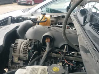 2005 Chevrolet Suburban LS с VIN 3GNEC16Z75G133051, выставлен на аукционе IAAI как лот 41415463 с пробегом 137 792 миль миль и . История ставок и продаж доступна на DreamBid. Изображение 15.