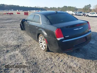 2018 Chrysler 300 Touring L with VIN 2C3CCAAG6JH249846, listed as a IAAI auction lot 41781511 with 95,121 mi miles. Bid and sale history available at carsss.com. Image 3.