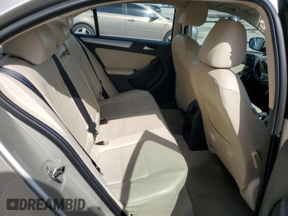 2013 Volkswagen Jetta SE with VIN 3VWDX7AJ9DM232772, listed as a Copart auction lot 61648835 with 158,291 mi miles and Salvage title. Bid and sale history available at DreamBid. Image 10.