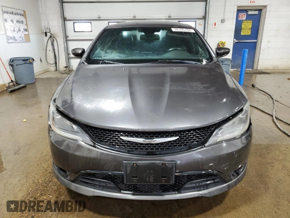 2015 Chrysler 200 S with VIN 1C3CCCBGXFN515782, listed as a Copart auction lot 78106164 with 138,569 mi miles and Clean Title. Bid and sale history available at carsss.com. Image 5.