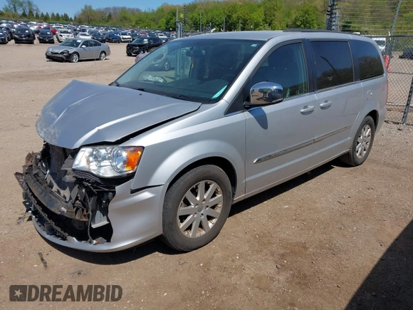 2011 Chrysler Town & Country Touring L z VIN 2A4RR8DG6BR704208, wystawiony jako IAAI lot #42226467 z przebiegiem 106 053 mil mil oraz . Historia ofert i sprzedaży dostępna na DreamBid. Obrazek 18.