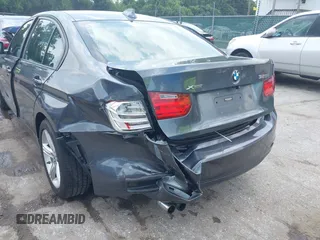 2014 BMW 3 Series 328i xDrive с VIN WBA3B5C50EF959198, выставлен на аукционе IAAI как лот 42684406 с пробегом 92 187 миль миль и . История ставок и продаж доступна на DreamBid. Изображение 6.