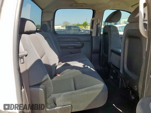 2009 Chevrolet Silverado 1500 LT with VIN 3GCEK23M09G135014, listed as a Copart auction lot 52289645 with 228,093 mi miles and Salvage Title. Bid and sale history available at DreamBid. Image 10.