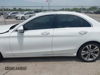 2018 Mercedes-Benz C 300 with VIN 55SWF4JB3JU242931, listed as a IAAI auction lot 42267645 with 194,674 mi miles and . Bid and sale history available at DreamBid. Image 14.