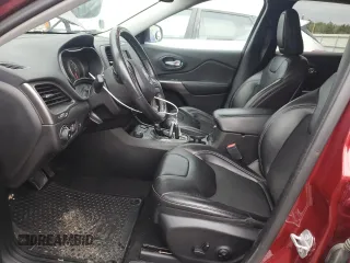 2019 Jeep Cherokee Latitude Plus with VIN 1C4PJMLX1KD250905, listed as a Copart auction lot 54446165 with 83,737 mi miles and Salvage title. Bid and sale history available at DreamBid. Image 7.