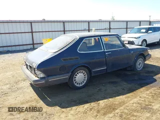 1987 Saab 900 z VIN YS3AK35DXH2023628, wystawiony jako IAAI lot #42749309 z przebiegiem 203 686 mil mil oraz . Historia ofert i sprzedaży dostępna na DreamBid. Obrazek 4.
