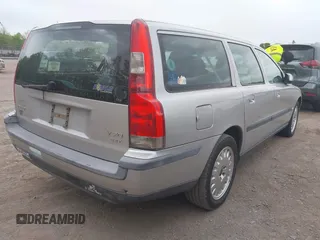 2001 Volvo V70 with VIN YV1SW58D512096722, listed as a IAAI auction lot 42080844 with 218,965 mi miles and . Bid and sale history available at DreamBid. Image 4.