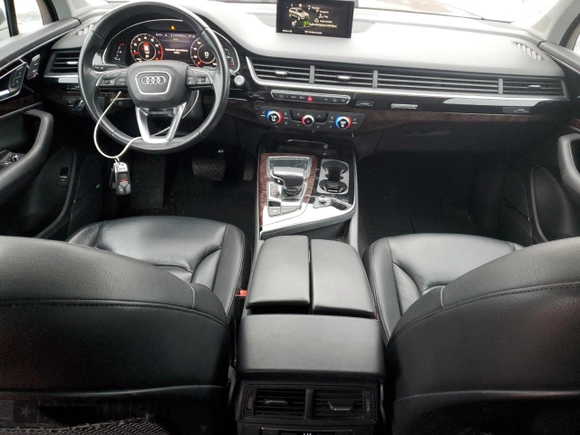 2019 Audi Q7 Premium Plus with VIN WA1LAAF7XKD013901, listed as a Copart auction lot 47856365 with 87,419 mi miles and Salvage Title. Bid and sale history available at carsss.com. Image 8.