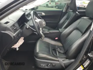 2013 Lexus CT 200h z VIN JTHKD5BH2D2124504, wystawiony jako Copart lot #52813895 z przebiegiem 116 394 mil mil oraz Szkody całkowita. Historia ofert i sprzedaży dostępna na DreamBid. Obrazek 7.