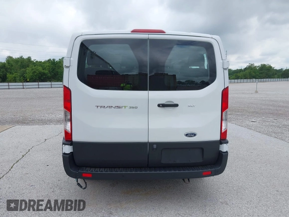 2021 Ford Transit Passenger XL with VIN 1FBAX2Y80MKA31866, listed as a IAAI auction lot 42445861 with 65,193 mi miles and . Bid and sale history available at DreamBid. Image 16.