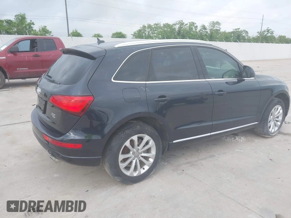 2014 Audi Q5 Premium Plus with VIN WA1LFAFP6EA038754, listed as a IAAI auction lot 42161656 with 173,202 mi miles. Bid and sale history available at carsss.com. Image 4.