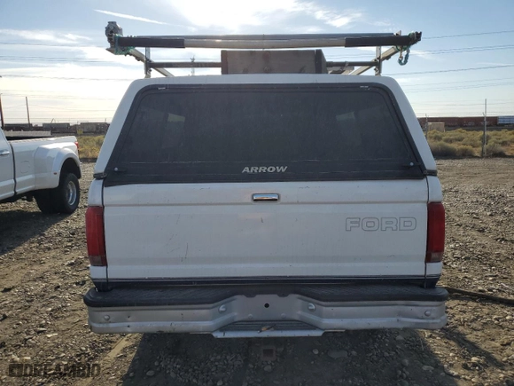 1997 Ford F-250 HD with VIN 1FTHX26F7VEB58870, listed as a Copart auction lot 72439034 with 0 mi miles and Salvage Title. Bid and sale history available at carsss.com. Image 6.