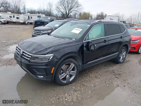 2019 Volkswagen Tiguan SEL Premium with VIN 3VV4B7AXXKM053709, listed as a IAAI auction lot 40840656 with 60,970 mi miles. Bid and sale history available at carsss.com. Image 18.