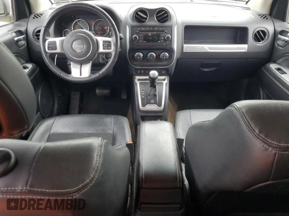 2016 Jeep Compass Latitude с VIN 1C4NJCEAXGD773650, выставлен на аукционе Copart как лот 60400805 с пробегом 83 754 миль миль и Списание • Salvage title. История ставок и продаж доступна на DreamBid. Изображение 8.