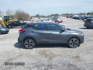 2019 Nissan Kicks S with VIN 3N1CP5CU9KL566347, listed as a IAAI auction lot 41851696 with 40,801 mi miles and . Bid and sale history available at carsss.com. Image 13.