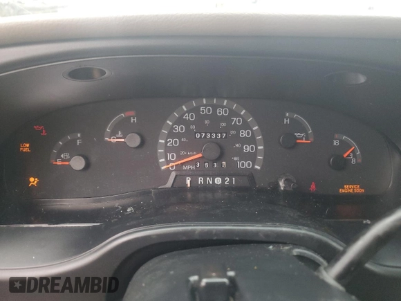 2002 Ford Econoline Passenger XL с VIN 1FBSS31L42HA49207, выставлен на аукционе Copart как лот 83612874 с пробегом 73 337 миль миль и На запчасти • Non repairable. История ставок и продаж доступна на DreamBid. Изображение 9.