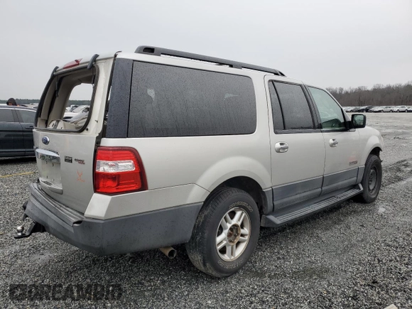 2007 Ford Expedition EL SSV with VIN 1FMFK16547LA85099, listed as a Copart auction lot 48208125 with 263,197 mi miles and Salvage Title. Bid and sale history available at carsss.com. Image 3.