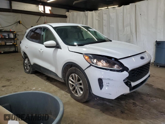 2021 Ford Escape SE z VIN 1FMCU9G61MUB28595, wystawiony jako Copart lot #64726385 z przebiegiem 20 007 mil mil oraz Szkoda całkowita • Salvage title. Historia ofert i sprzedaży dostępna na DreamBid. Obrazek 4.