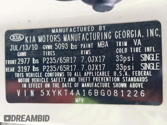 2011 Kia Sorento LX with VIN 5XYKT4A16BG081226, listed as a IAAI auction lot 41950053 with 246,359 mi miles. Bid and sale history available at carsss.com. Image 9.