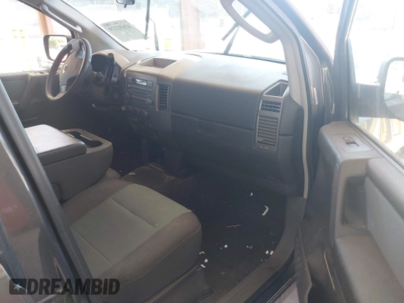 2005 Nissan Titan LE with VIN 1N6AA07B05N572685, listed as a IAAI auction lot 42692229 with 200,583 mi miles and . Bid and sale history available at DreamBid. Image 5.