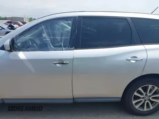 2014 Nissan Pathfinder Platinum z VIN 5N1AR2MN7EC728444, wystawiony jako IAAI lot #42322465 z przebiegiem 110 167 mil mil oraz . Historia ofert i sprzedaży dostępna na DreamBid. Obrazek 14.