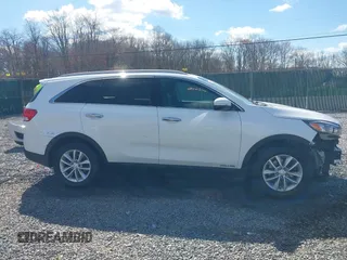 2016 Kia Sorento LX z VIN 5XYPGDA55GG179314, wystawiony jako IAAI lot #42026486 z przebiegiem 116 774 mil mil oraz . Historia ofert i sprzedaży dostępna na DreamBid. Obrazek 14.