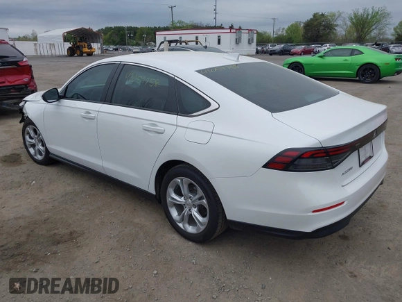 2024 Honda Accord LX z VIN 1HGCY1F20RA058803, wystawiony jako IAAI lot #42059758 z przebiegiem 13 071 mil mil oraz . Historia ofert i sprzedaży dostępna na DreamBid. Obrazek 3.