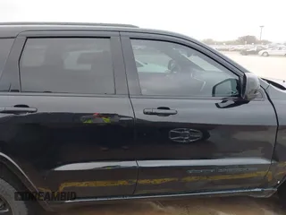 2018 Jeep Grand Cherokee Altitude with VIN 1C4RJEAG5JC216617, listed as a IAAI auction lot 41226061 with 109,166 mi miles. Bid and sale history available at carsss.com. Image 14.