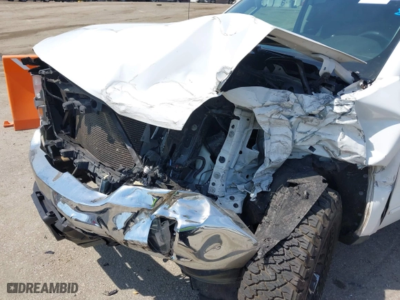 2016 Chevrolet Silverado 1500 LT with VIN 1GCRCREC6GZ175221, listed as a IAAI auction lot 41829753 with 1 mi miles. Bid and sale history available at carsss.com. Image 6.