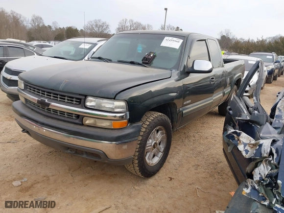 2002 Chevrolet Silverado 1500 LS with VIN 1GCEK19TX2E298985, listed as a IAAI auction lot 41459560 with 123,180 mi miles. Bid and sale history available at carsss.com. Image 18.