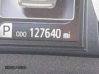2016 Toyota Sienna XLE z VIN 5TDYK3DC5GS703586, wystawiony jako IAAI lot #42323587 z przebiegiem 127 640 mil mil oraz . Historia ofert i sprzedaży dostępna na DreamBid. Obrazek 15.