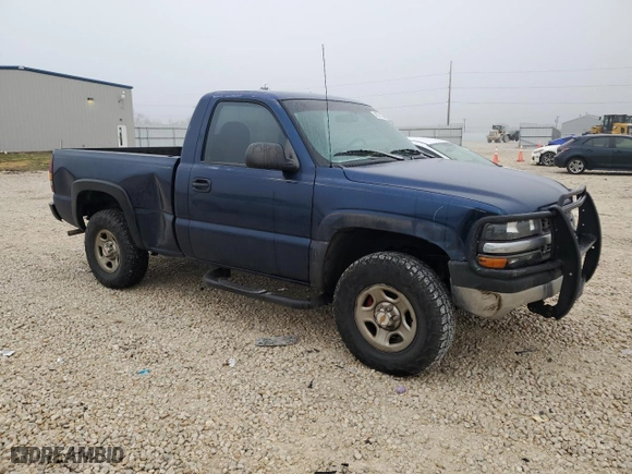 2000 Chevrolet Silverado 1500 with VIN 1GCEK14V9YZ235077, listed as a Copart auction lot 43021105 with 172,099 mi miles and Salvage Title. Bid and sale history available at carsss.com. Image 4.