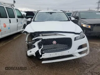 2018 Jaguar F-Pace 25t Premium z VIN SADCJ2FX1JA271384, wystawiony jako Copart lot #44005175 z przebiegiem 80 468 mil mil oraz Szkoda całkowita • Salvage title. Historia ofert i sprzedaży dostępna na DreamBid. Obrazek 5.