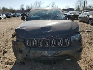 2019 Jeep Grand Cherokee Upland with VIN 1C4RJFAGXKC590227, listed as a Copart auction lot 48396355 with 104,850 mi miles and Salvage Title. Bid and sale history available at DreamBid. Image 5.