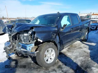 2021 Chevrolet Silverado 1500 LT with VIN 1GCUYDED8MZ364195, listed as a IAAI auction lot 41880990 with 1 mi miles. Bid and sale history available at carsss.com. Image 2.