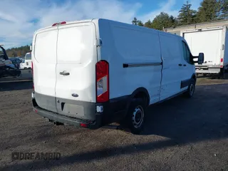 2021 Ford Transit Cargo с VIN 1FTBR1Y85MKA86074, выставлен на аукционе IAAI как лот 41171095 с пробегом 48 806 миль миль и . История ставок и продаж доступна на DreamBid. Изображение 4.