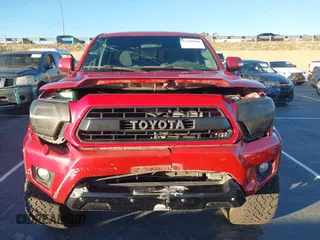 2014 Toyota Tacoma PreRunner with VIN 5TFJU4GN4EX060590, listed as a IAAI auction lot 41258506 with 137,939 mi miles. Bid and sale history available at carsss.com. Image 12.