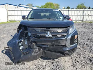 2023 Mitsubishi Outlander ES z VIN JA4ARUAU6PU000245, wystawiony jako Copart lot #56297065 z przebiegiem 34 145 mil mil oraz Szkody całkowita. Historia ofert i sprzedaży dostępna na DreamBid. Obrazek 5.