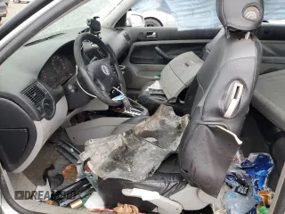 2003 Volkswagen Golf с VIN 9BWBK61J034016375, выставлен на аукционе Copart как лот 81534384 с пробегом Не указан миль и Списание • Salvage title. История ставок и продаж доступна на DreamBid. Изображение 7.