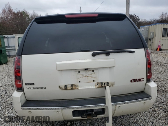 2011 GMC Yukon Denali with VIN 1GKS1EEF6BR334682, listed as a Copart auction lot 84185614 with 0 mi miles and Non Repairable. Bid and sale history available at carsss.com. Image 6.
