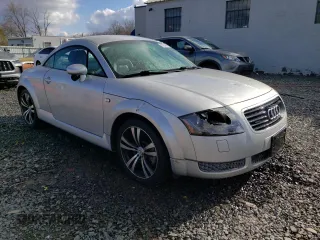 2001 Audi TT with VIN TRUWX28NX11020730, listed as a Copart auction lot 83046404 with 116,767 mi miles and Salvage Title. Bid and sale history available at carsss.com. Image 4.