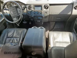 2008 Ford F-350 XL with VIN 1FTWW31R48EE60591, listed as a Copart auction lot 61618795 with 183,968 mi miles and Salvage title. Bid and sale history available at DreamBid. Image 8.