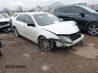 2011 Ford Fusion SEL with VIN 3FAHP0JG9BR245009, listed as a IAAI auction lot 41898112 with 1 mi miles. Bid and sale history available at carsss.com. Image 1.