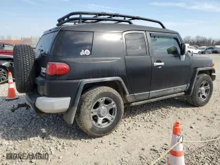 2007 Toyota FJ Cruiser with VIN JTEBU11F970019447, listed as a Copart auction lot 48753225 with 179,717 mi miles and Salvage Title. Bid and sale history available at carsss.com. Image 3.
