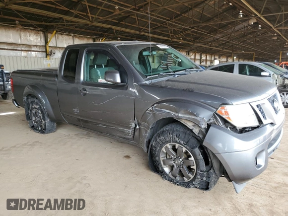 2016 Nissan Frontier SV z VIN 1N6AD0CW5GN752957, wystawiony jako Copart lot #53073315 z przebiegiem 142 902 mil mil oraz Szkoda całkowita • Salvage title. Historia ofert i sprzedaży dostępna na DreamBid. Obrazek 4.