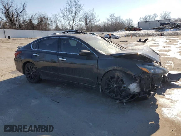 2017 Nissan Altima SR z VIN 1N4AL3AP0HN346577, wystawiony jako Copart lot #45187625 z przebiegiem 87 109 mil mil oraz Szkoda całkowita • Salvage title. Historia ofert i sprzedaży dostępna na DreamBid. Obrazek 4.