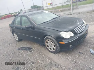 2006 Mercedes-Benz C 280 Luxury z VIN WDBRF92H96F756900, wystawiony jako IAAI lot #42375982 z przebiegiem 163 385 mil mil oraz . Historia ofert i sprzedaży dostępna na DreamBid. Obrazek 1.
