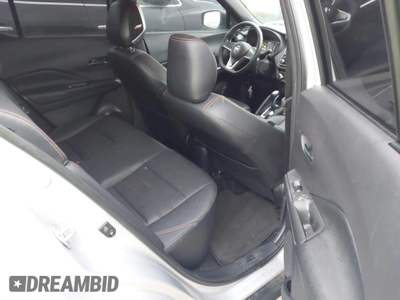 2020 Nissan Kicks SR z VIN 3N1CP5DV0LL567475, wystawiony jako IAAI lot #41437058 z przebiegiem 46 286 mil mil oraz . Historia ofert i sprzedaży dostępna na DreamBid. Obrazek 8.