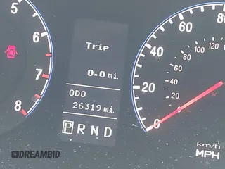 2009 Hyundai Azera Limited z VIN KMHFC46FX9A343230, wystawiony jako IAAI lot #42107823 z przebiegiem 26 319 mil mil oraz . Historia ofert i sprzedaży dostępna na DreamBid. Obrazek 16.